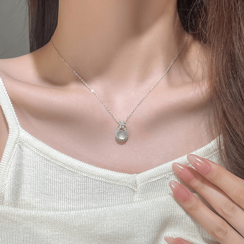 999 sterling silver chalcedony bow necklace for women Princess Winnie light luxury birthday gift for girlfriend